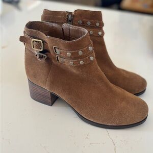 Koolaburra Brown Suede Heeled Boots with Buckle